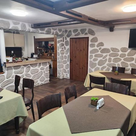 Guest House Stoyanov Bansko Exteriör bild